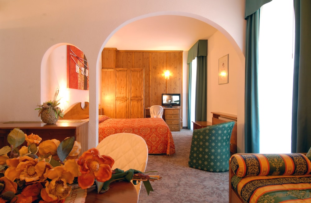 Grand Hotel Des Alpes 49/79