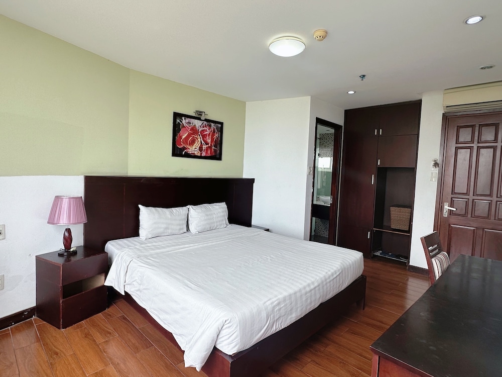 Dragon Sea Hotel 6/50