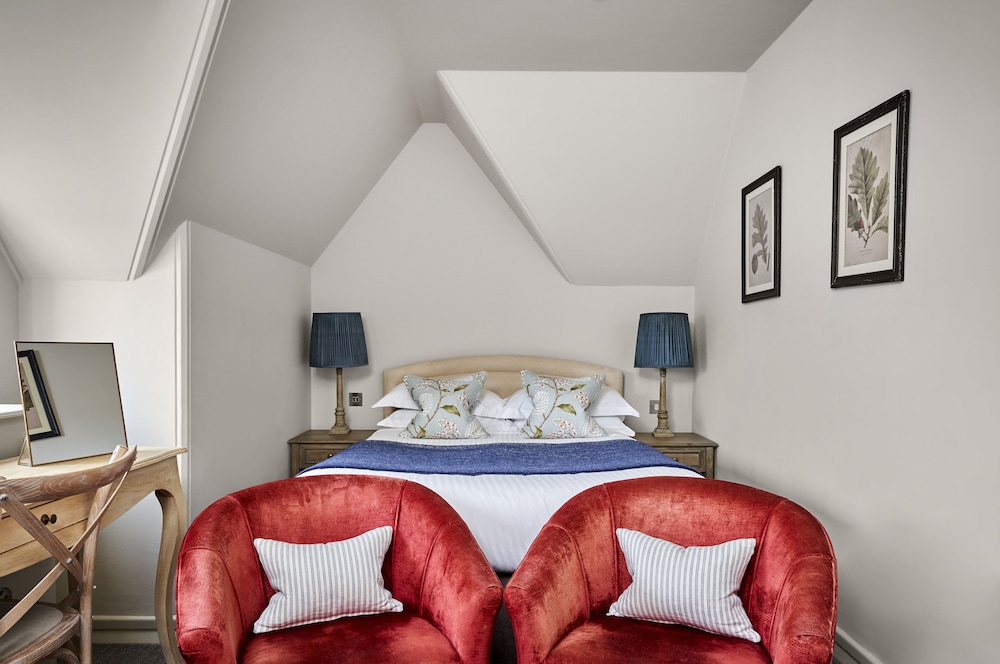 Manor, Double Bed