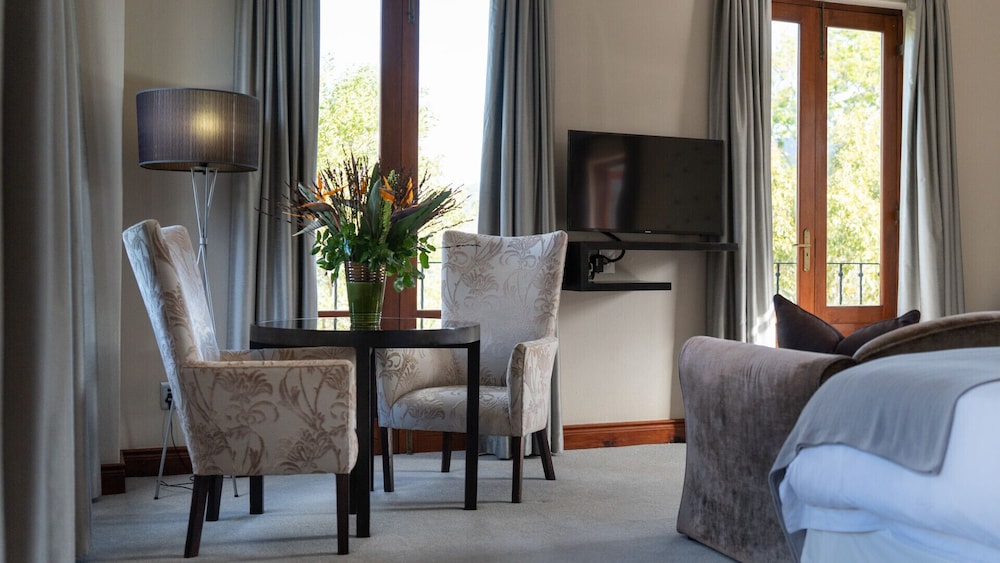 Nova Constantia Boutique Residence 58/70
