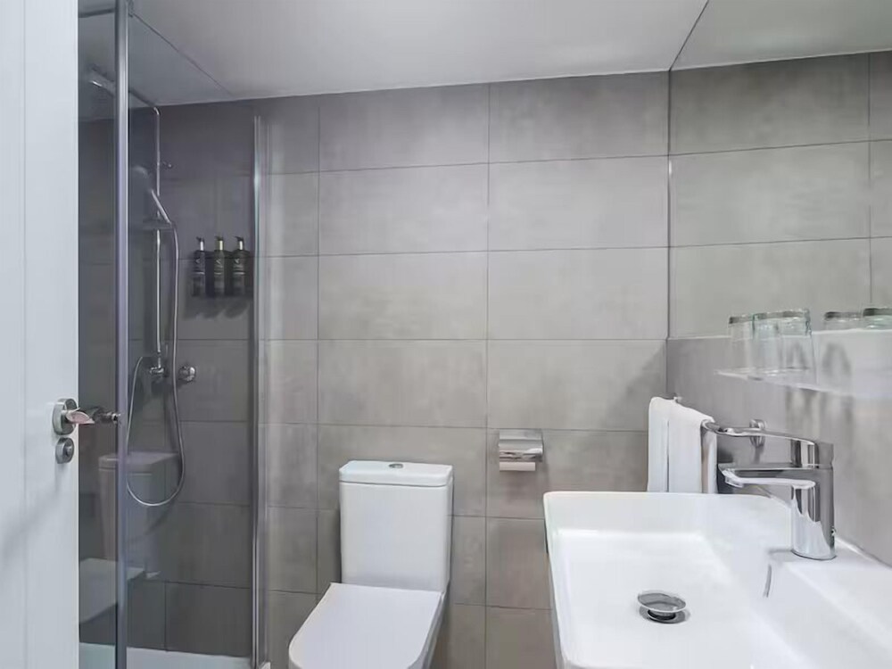 Hotel Costa Malaga (Adults Recommended) by Pierre & Vacances 56/57
