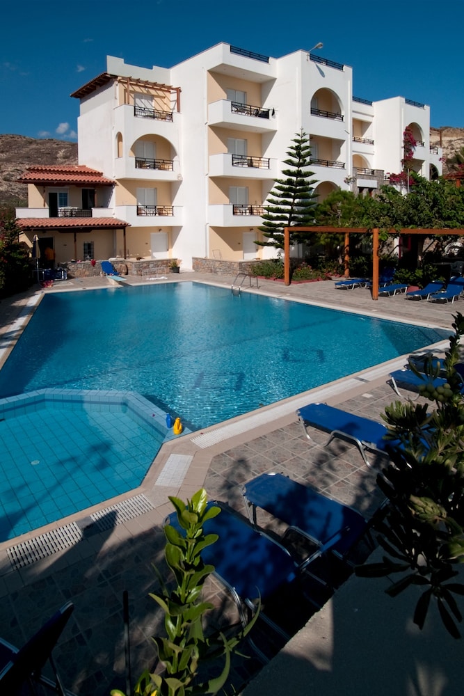 Sarikampos Beach 65/69