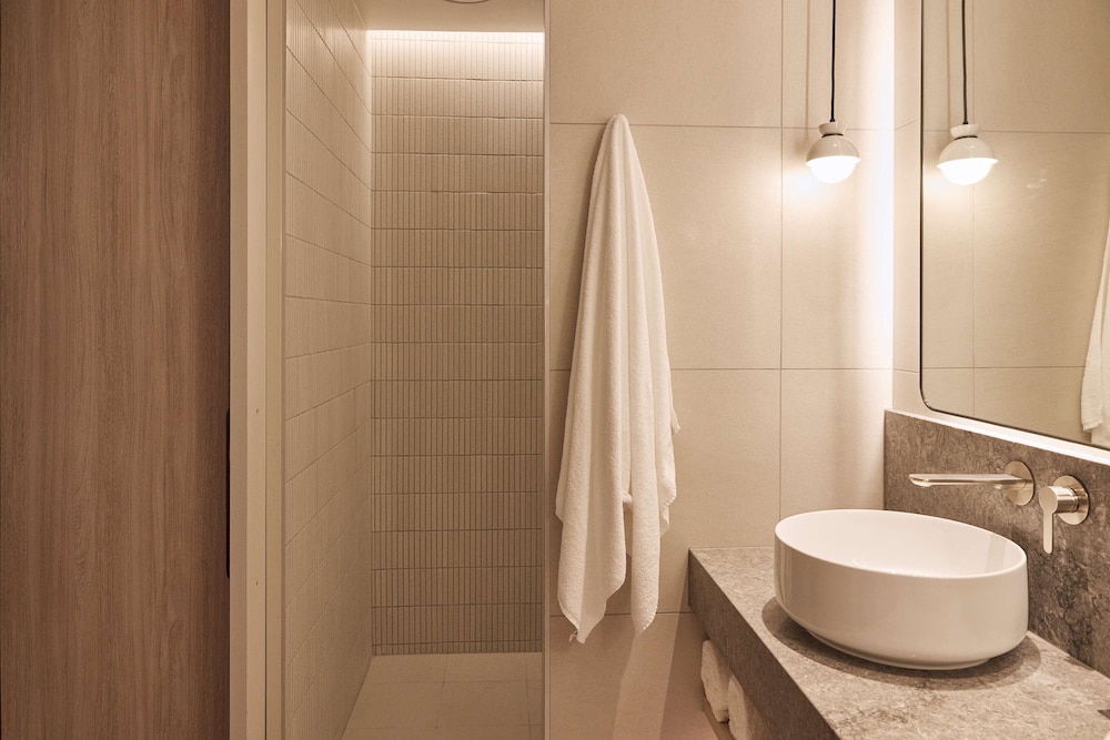Rydges Melbourne 47/50