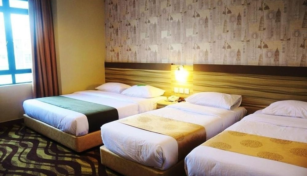 Hotel Zamburger Victory City 14/30