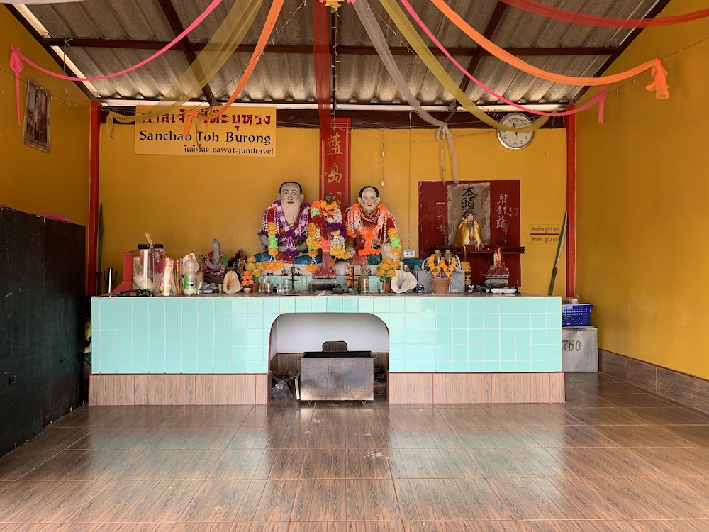 Koh Jum Ocean Beach Resort 5/50