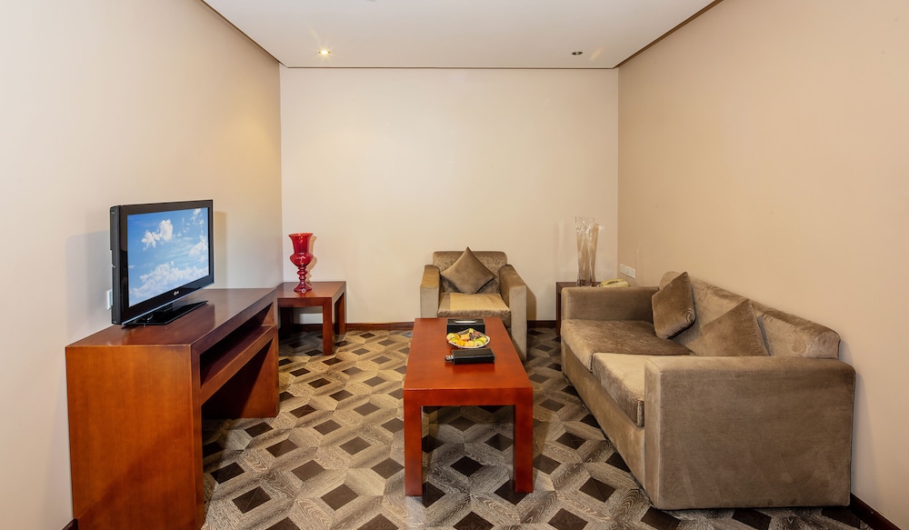Diva Hotel 39/50