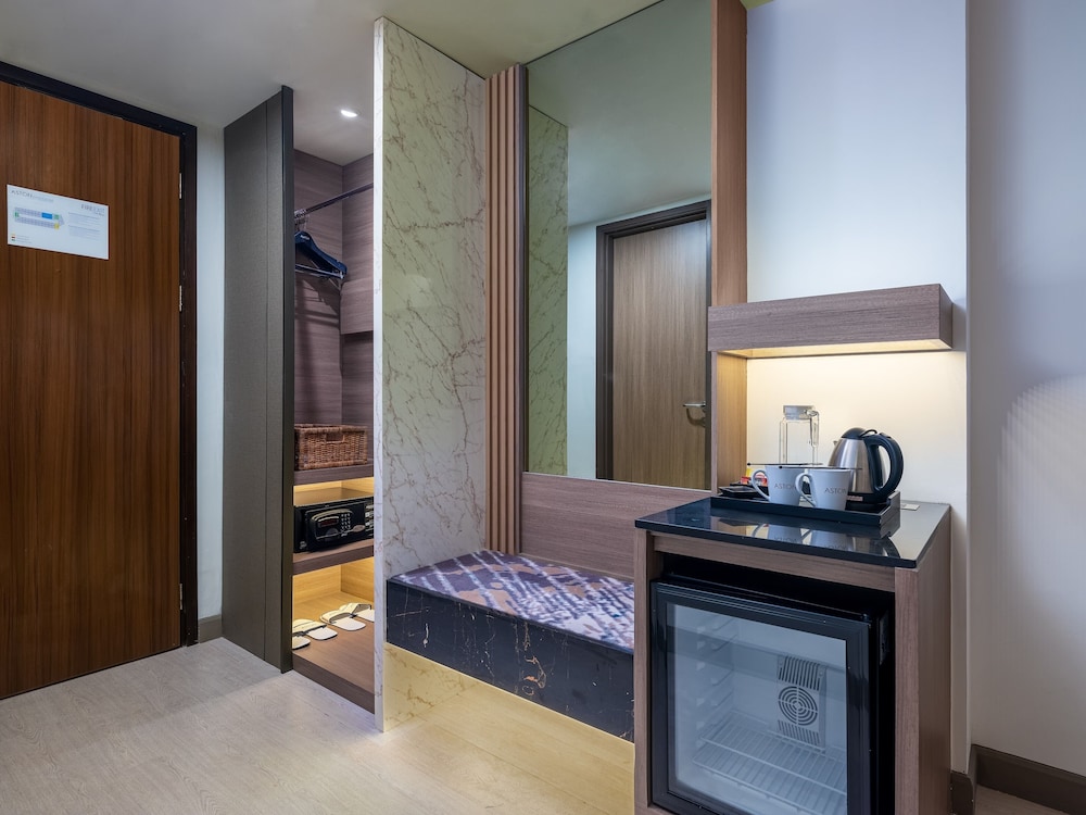 Aston Makassar Hotel and Convention Center 48/48