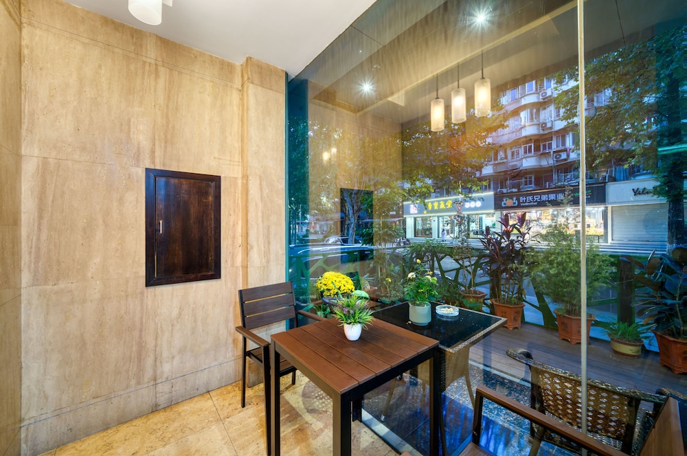 Hangzhou Bokai Westlake Hotel 38/47