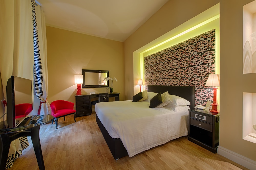 Grand Hotel Cavour 40/76