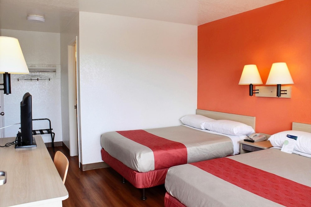 Motel6 Morro Bay, CA 31/63