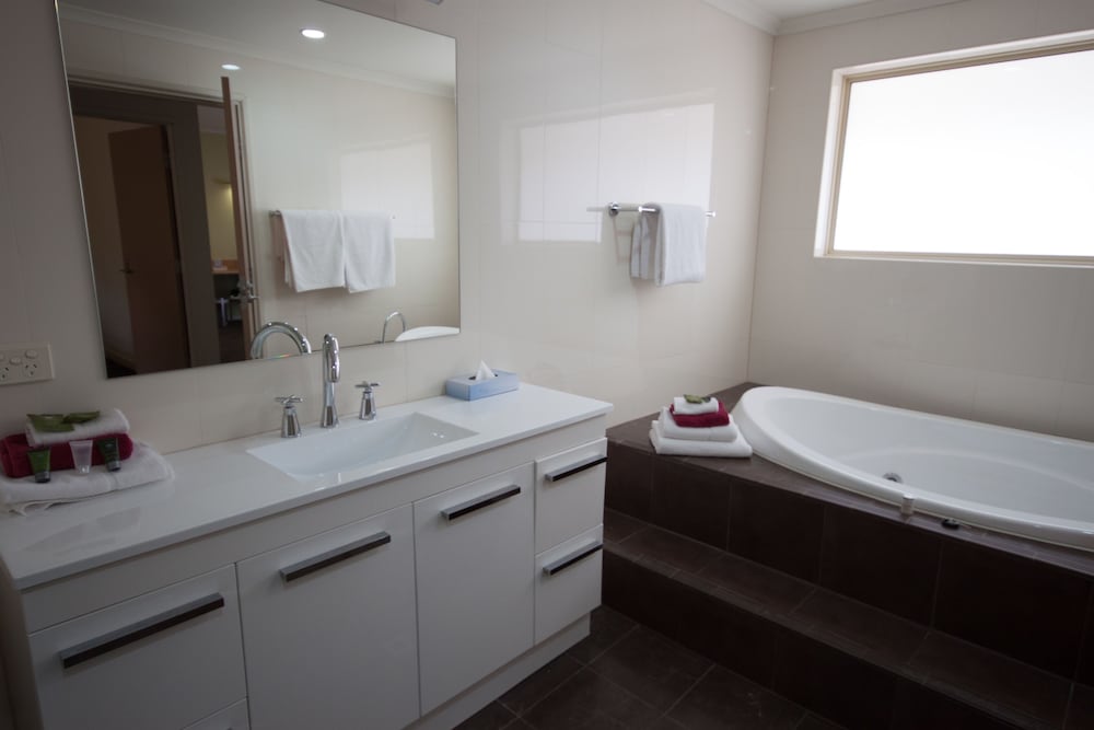 Mercure Barossa Valley 23/77