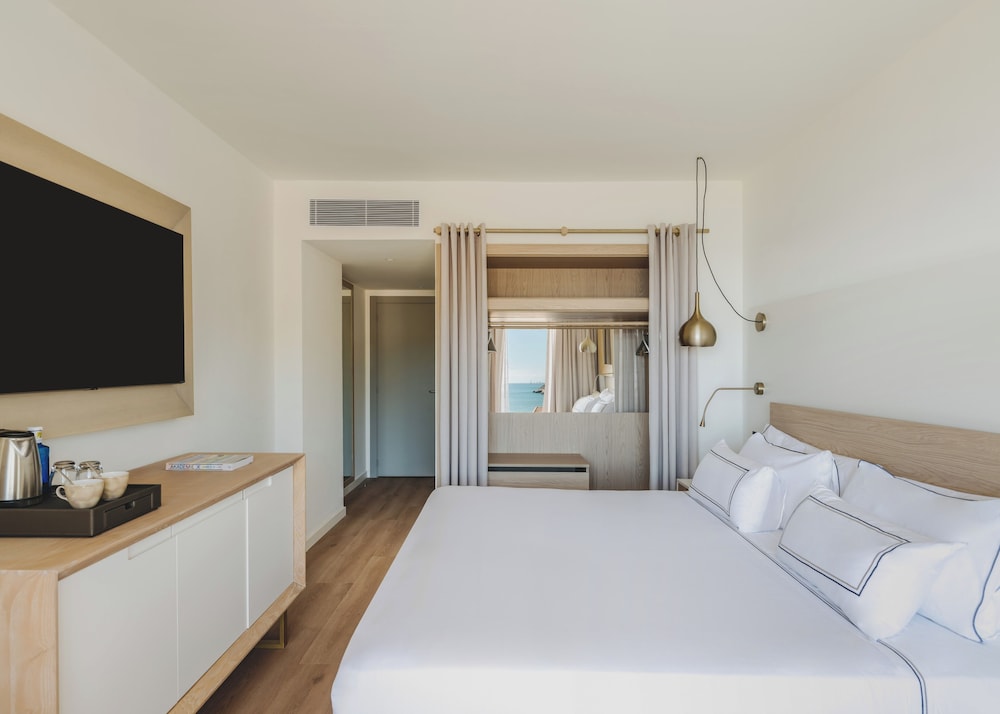 Melia Sitges 16/71