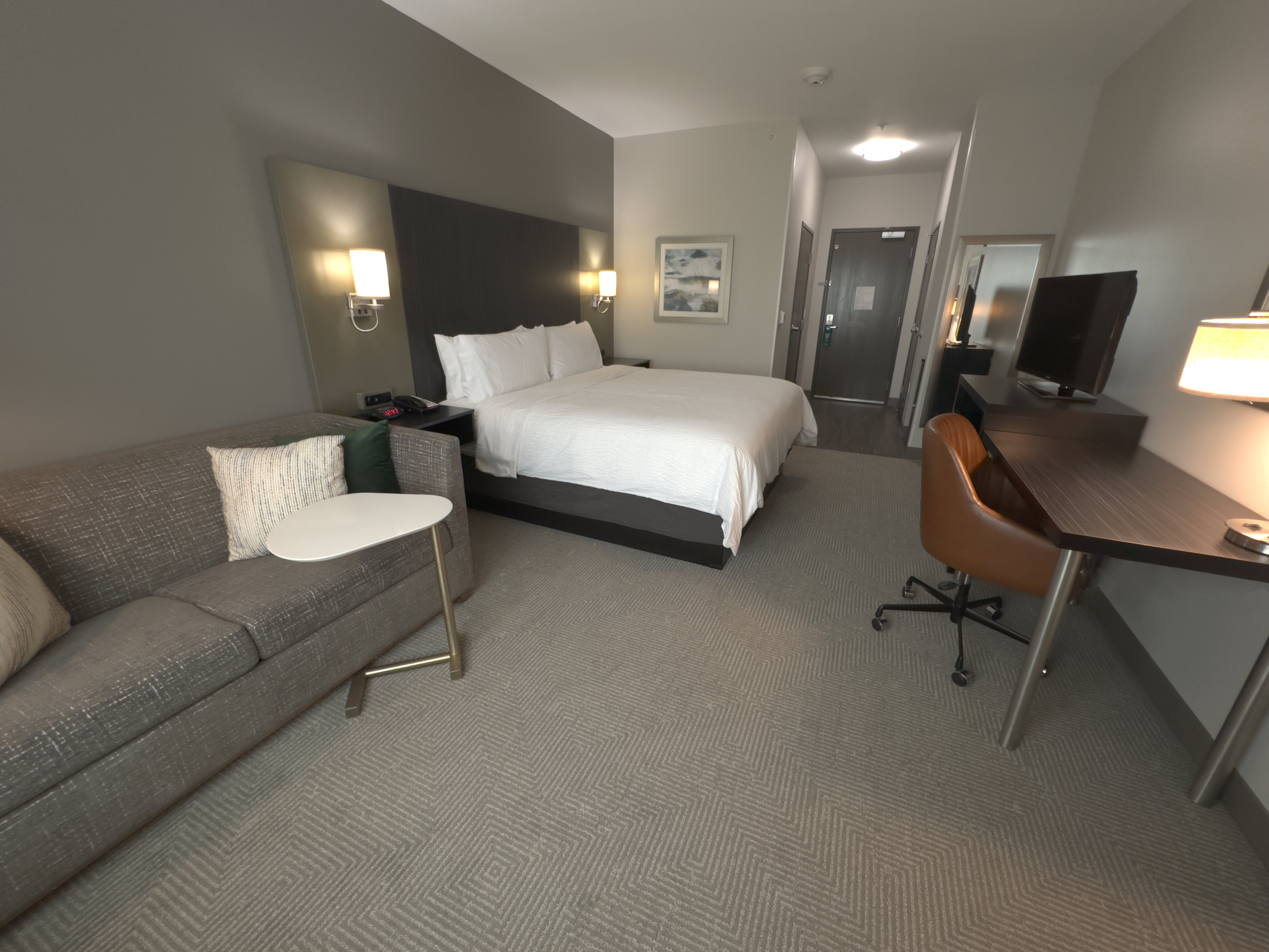 Holiday Inn Carlsbad 19/73