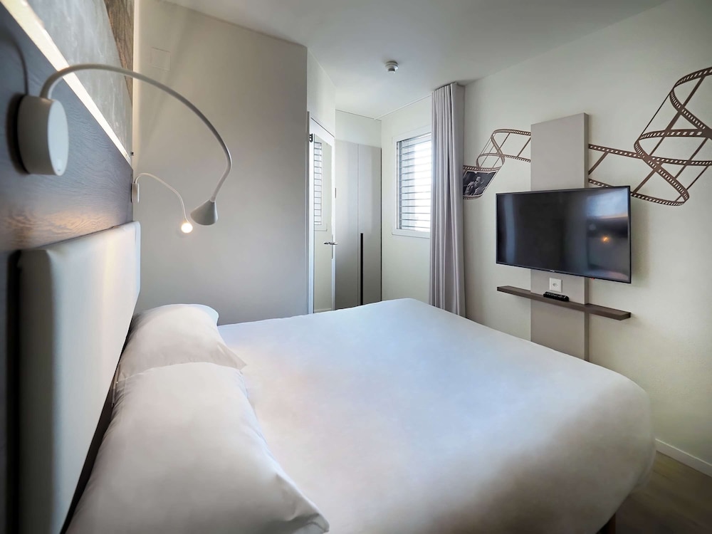 IBIS LOCARNO 32/78