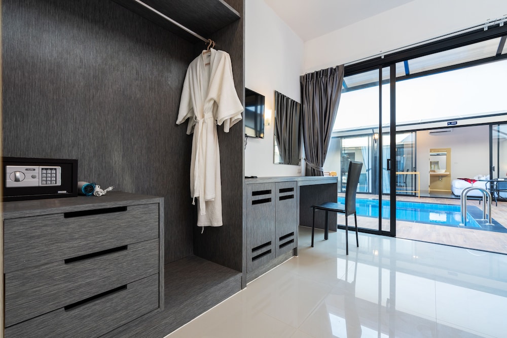 Thames Tara Private Pool Villa Rawai Phuket 48/48