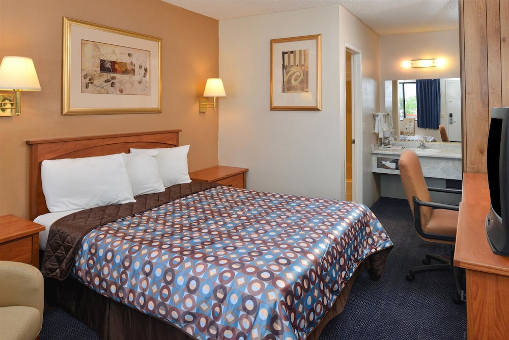 Americas Best Value Inn Carson City 19/42
