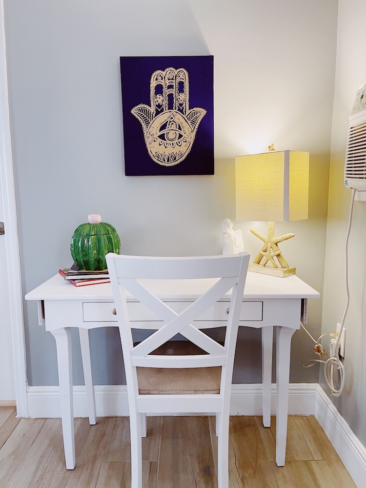 Sea Steps Suites 5/47