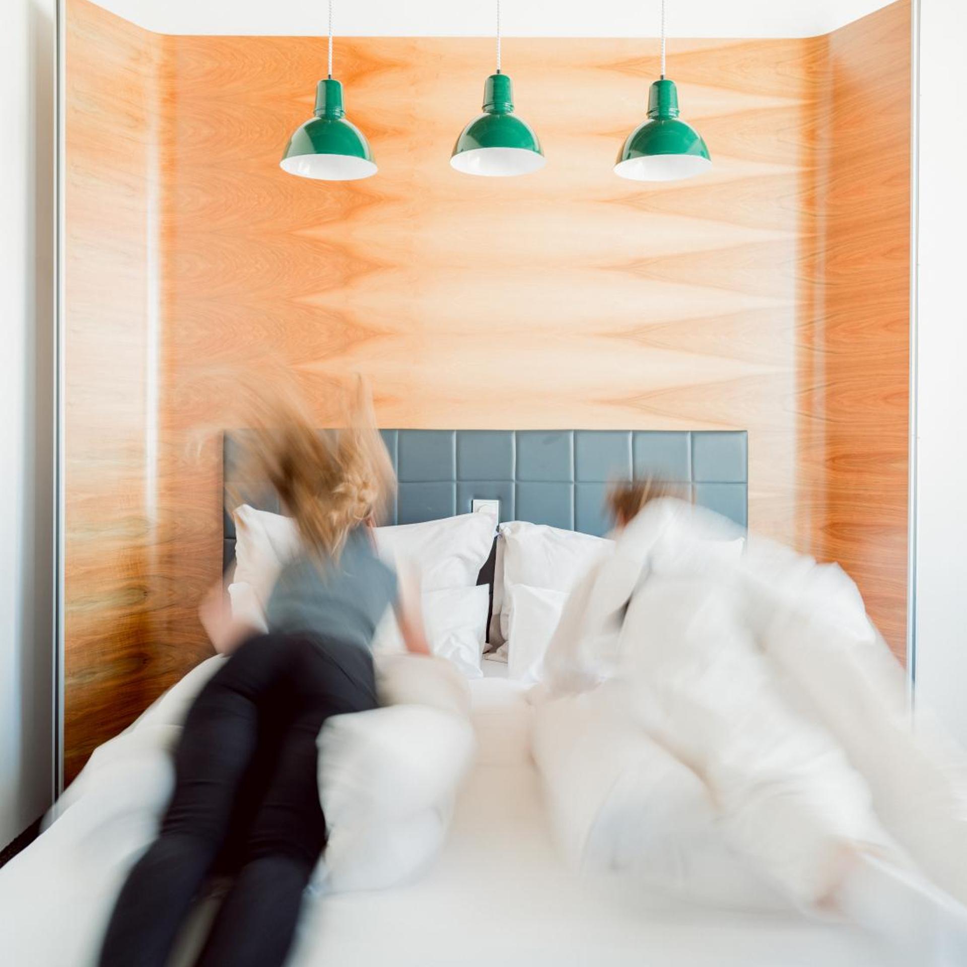 Smart, King Bed