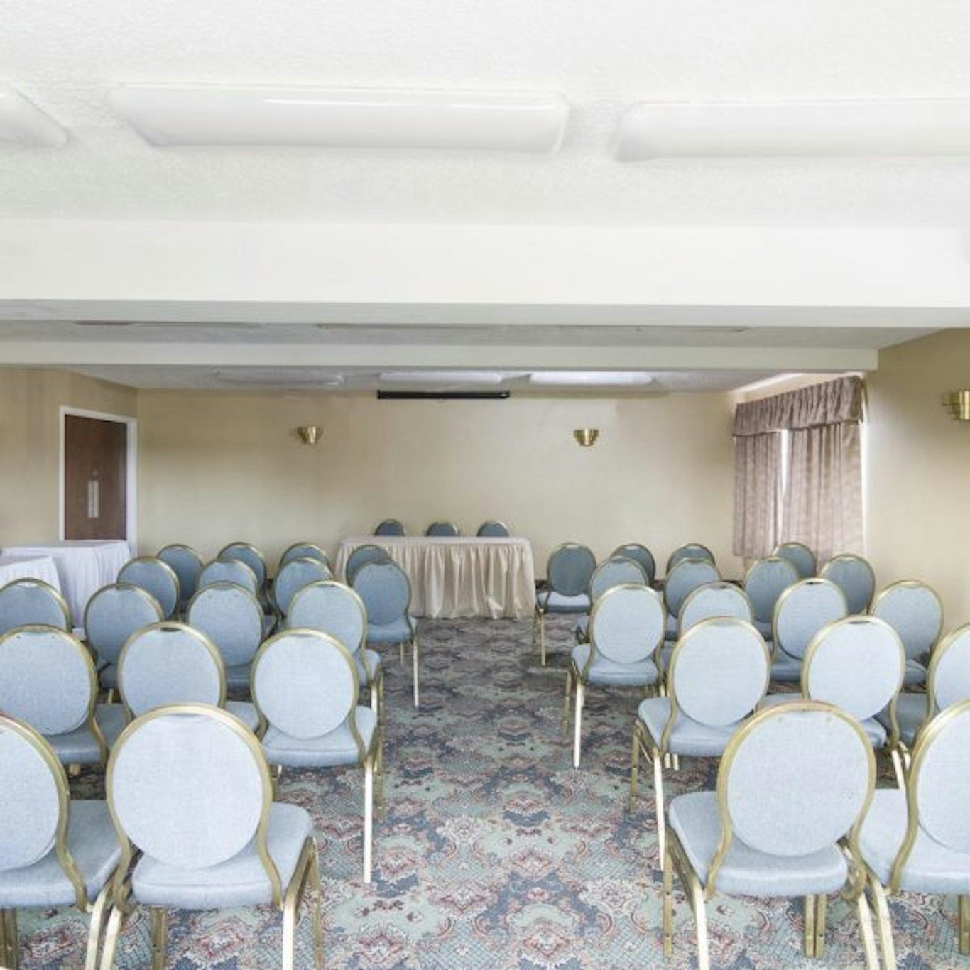 Mount Peyton Resort and Conference Centre 15/18