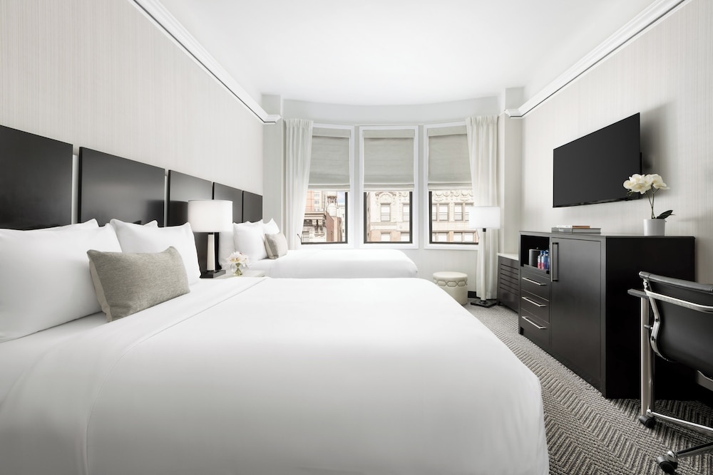 The Gregorian Hotel 10/50