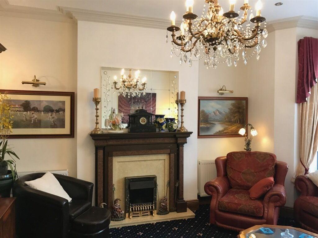 Pelham Lodge 21/28