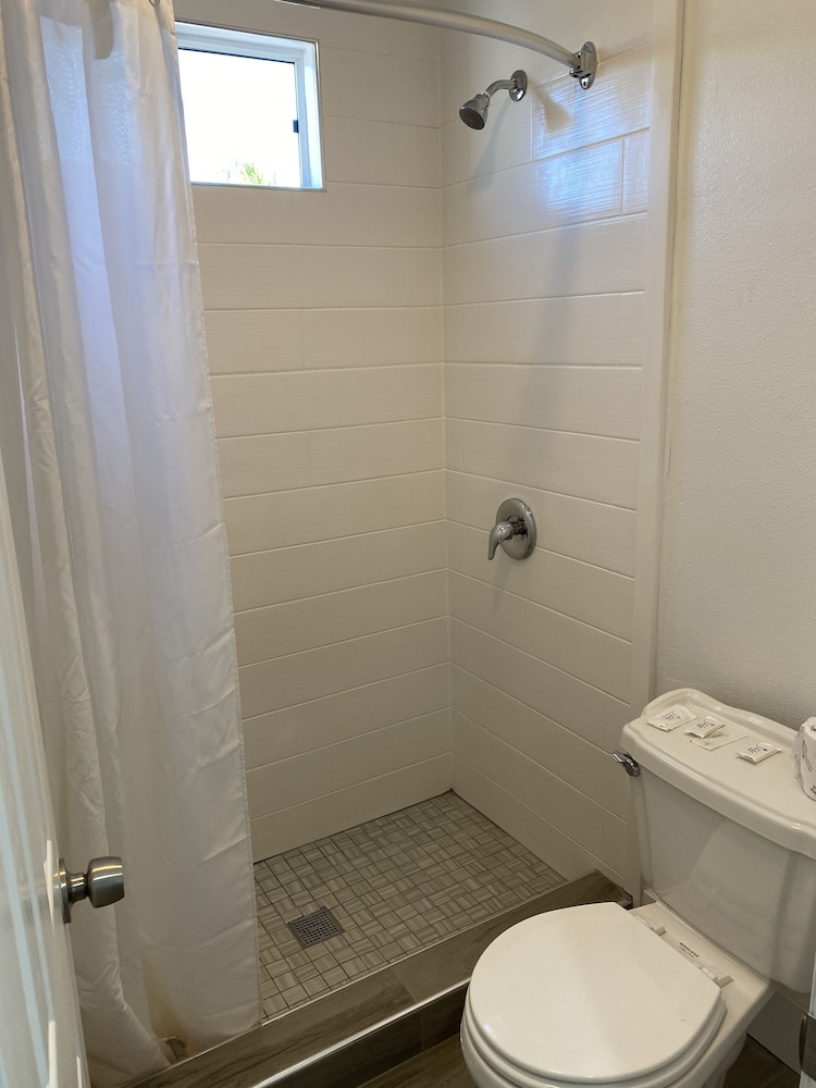 Regency Motel of Brea 19/25