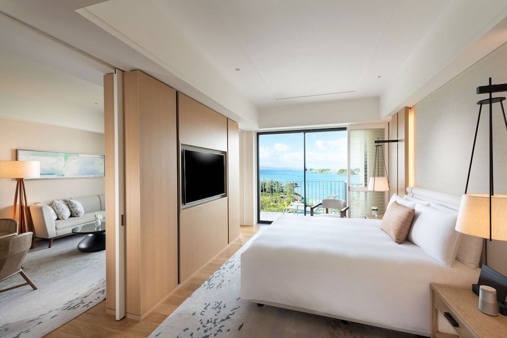 Ocean, Executive, Suite, King Bed