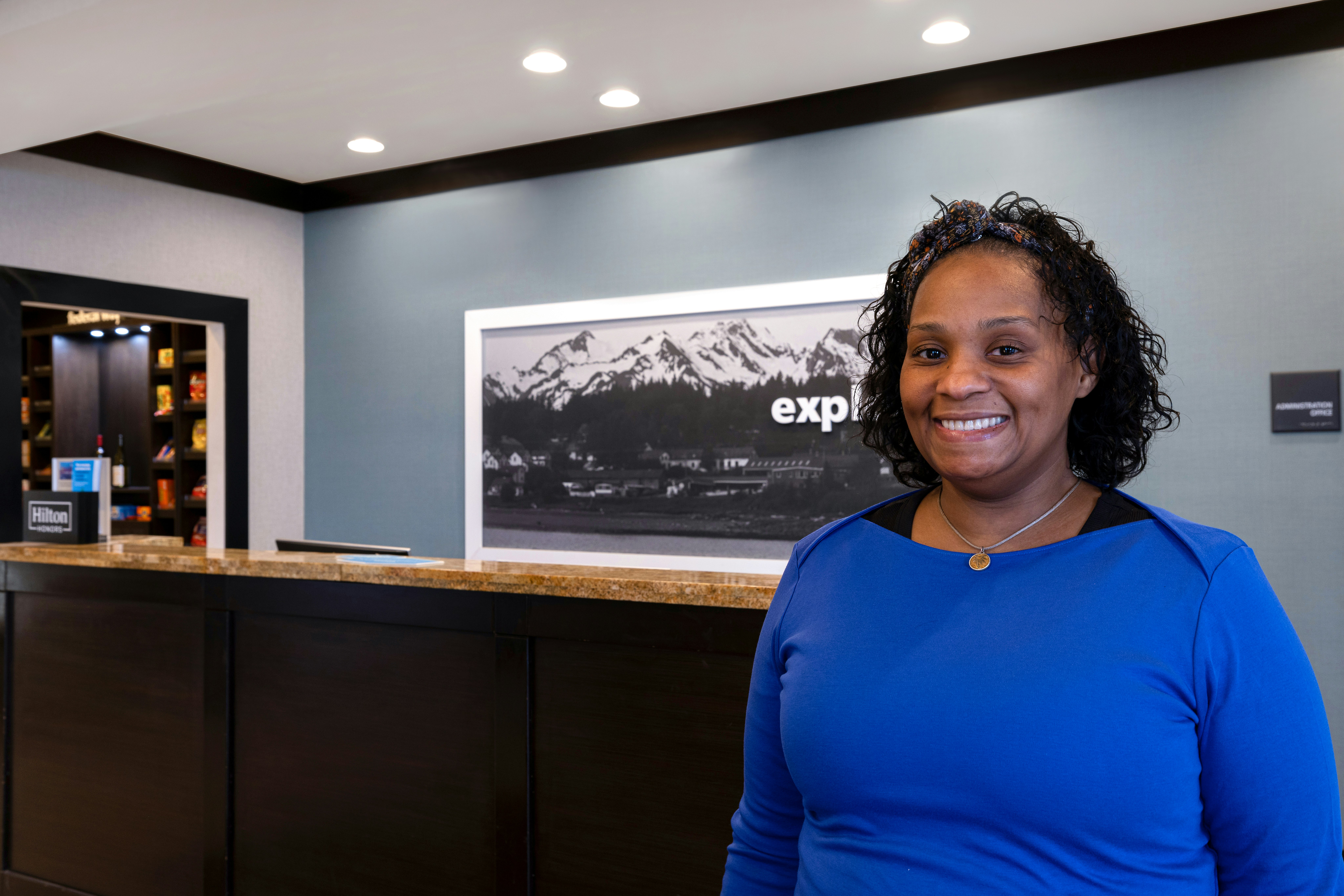 Hampton Inn & Suites Seattle/Federal Way 8/25
