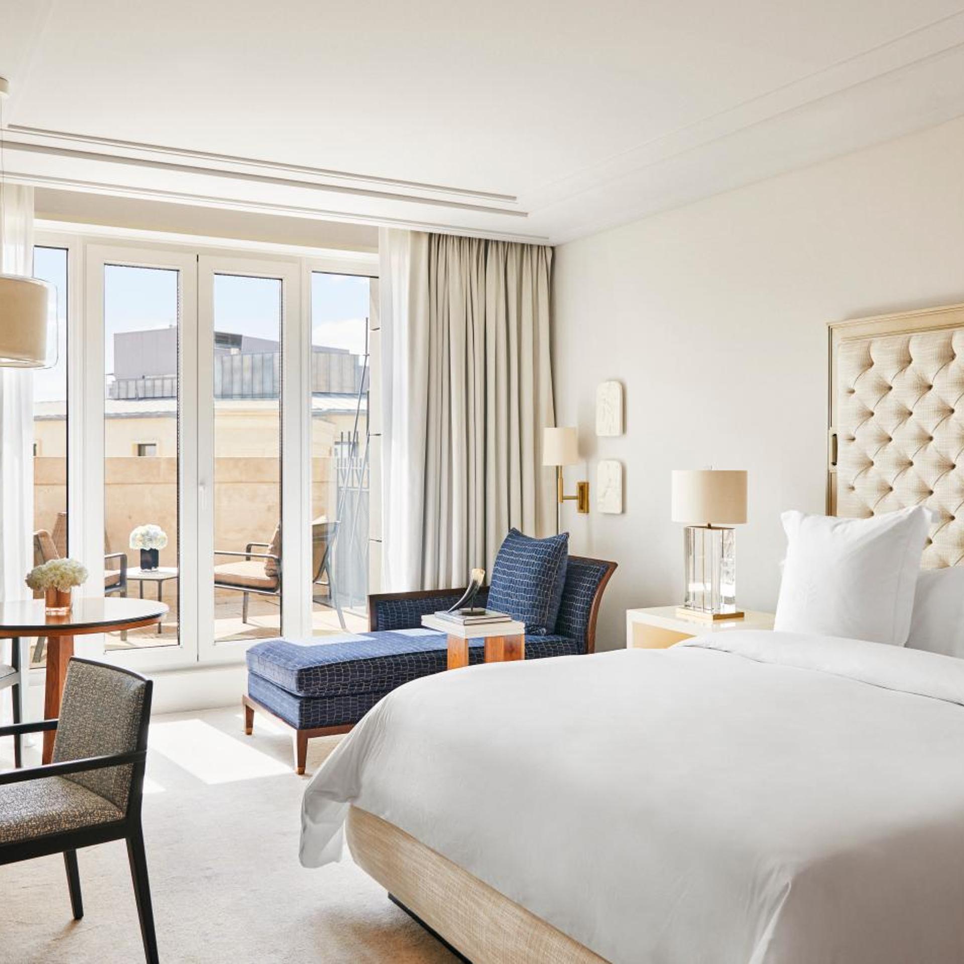 Grand, Premier, King Bed, Terrace