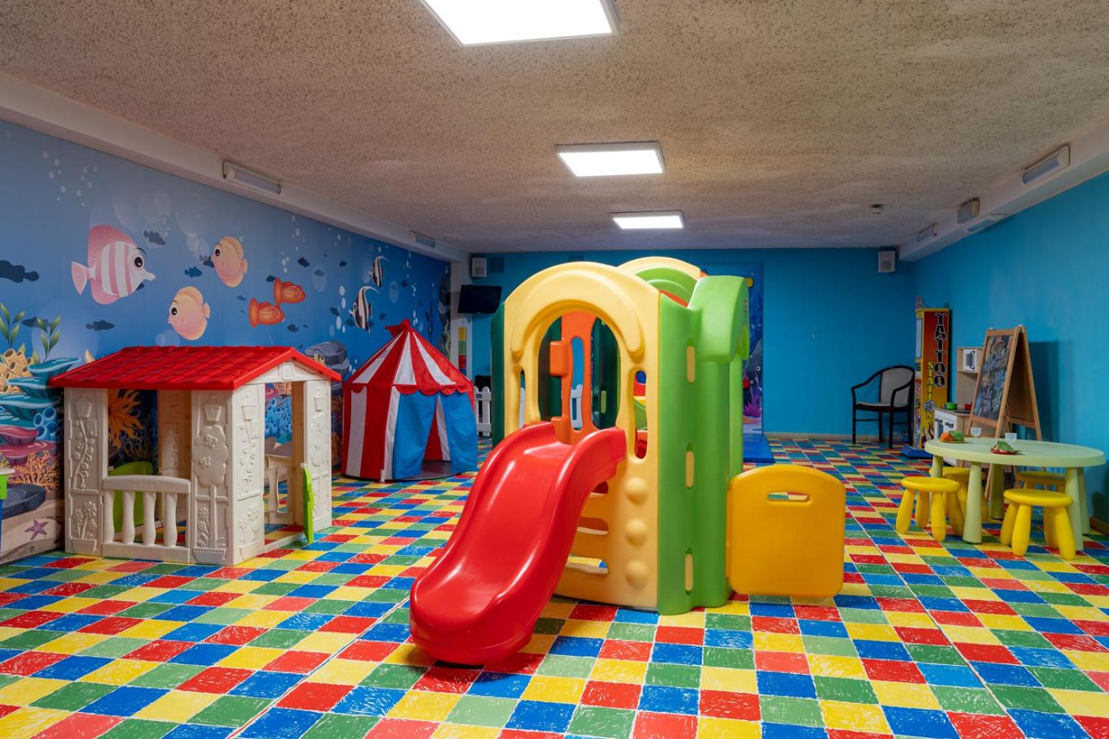 Gambrinus Tower Resort Hotel 40/53