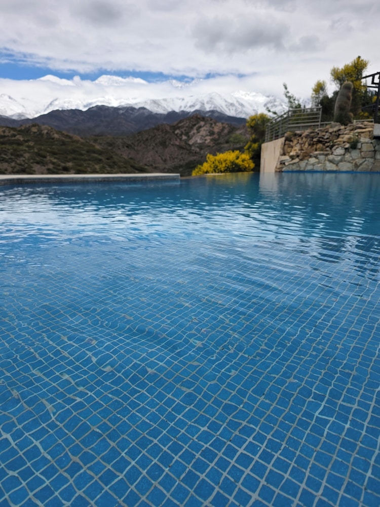 El Carmelo Mountain Lodge 44/50