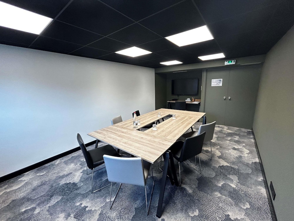 NOVOTEL ROUEN SUD 63/72