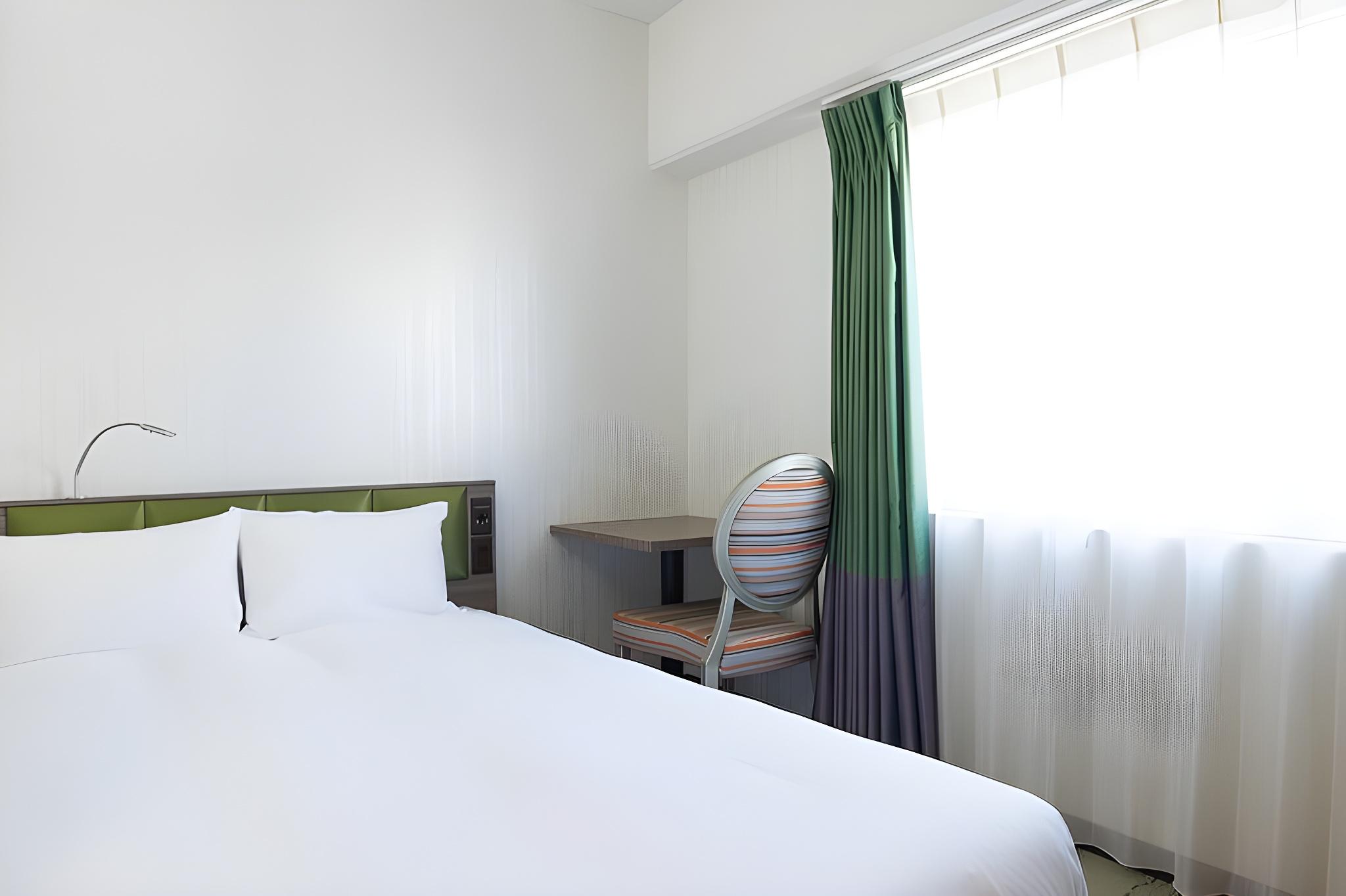 Semi Room, Standard, Semi Double Bed, Smoking