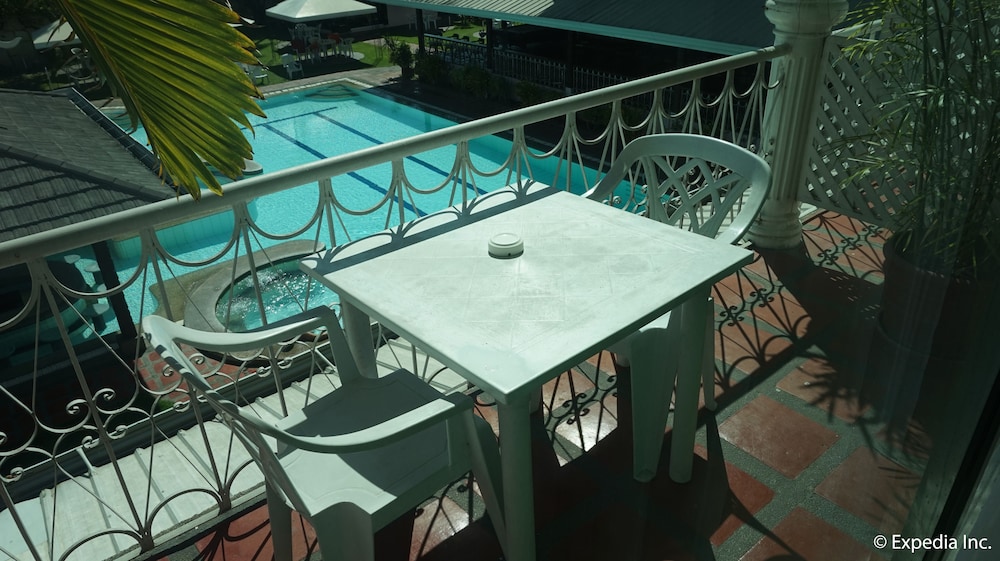 Wild Orchid Resort 46/83