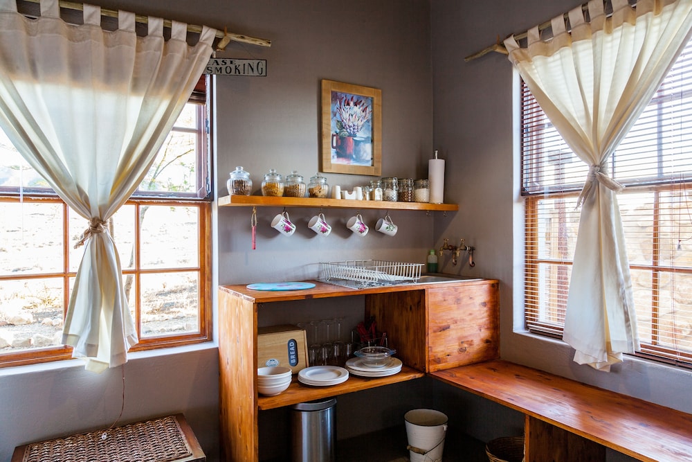 Karoo View Cottages 50/50