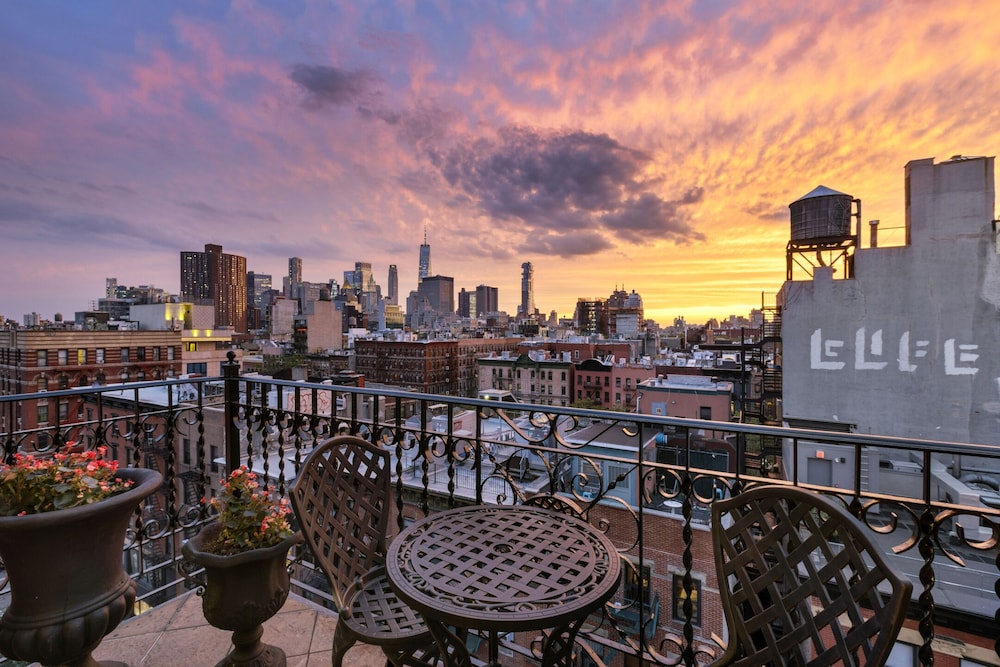 Blue Moon Boutique Hotel 42/50