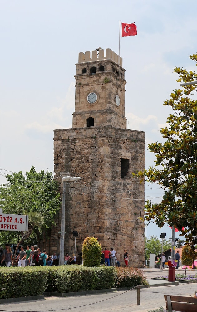 AYHAN HOTEL 7/41