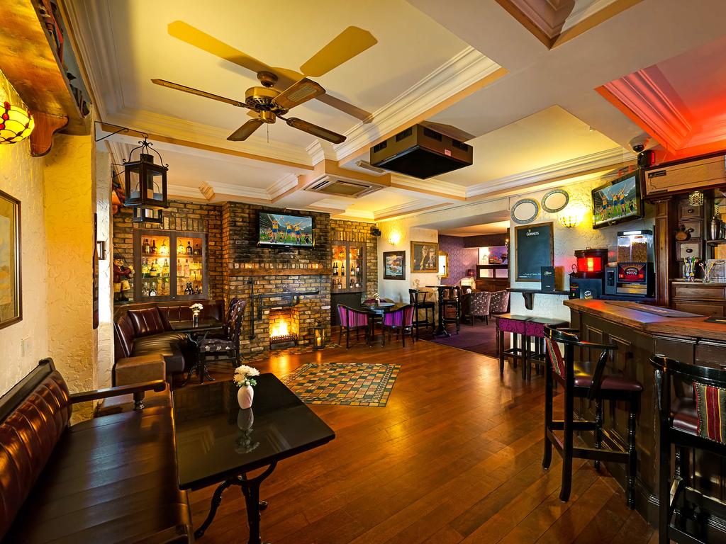 Bellbridge House Hotel 24/36