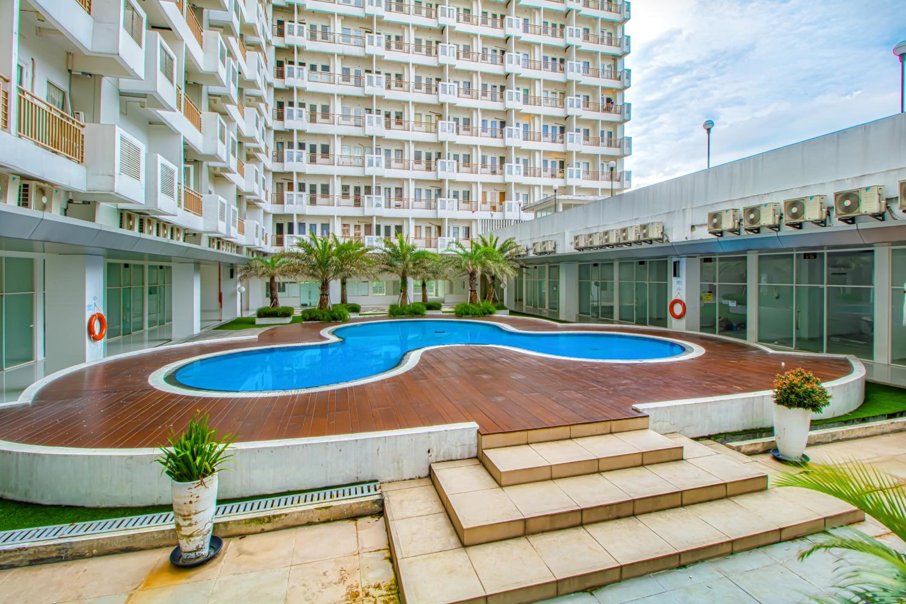 Skyland Sentul Tower Apartment 14/56