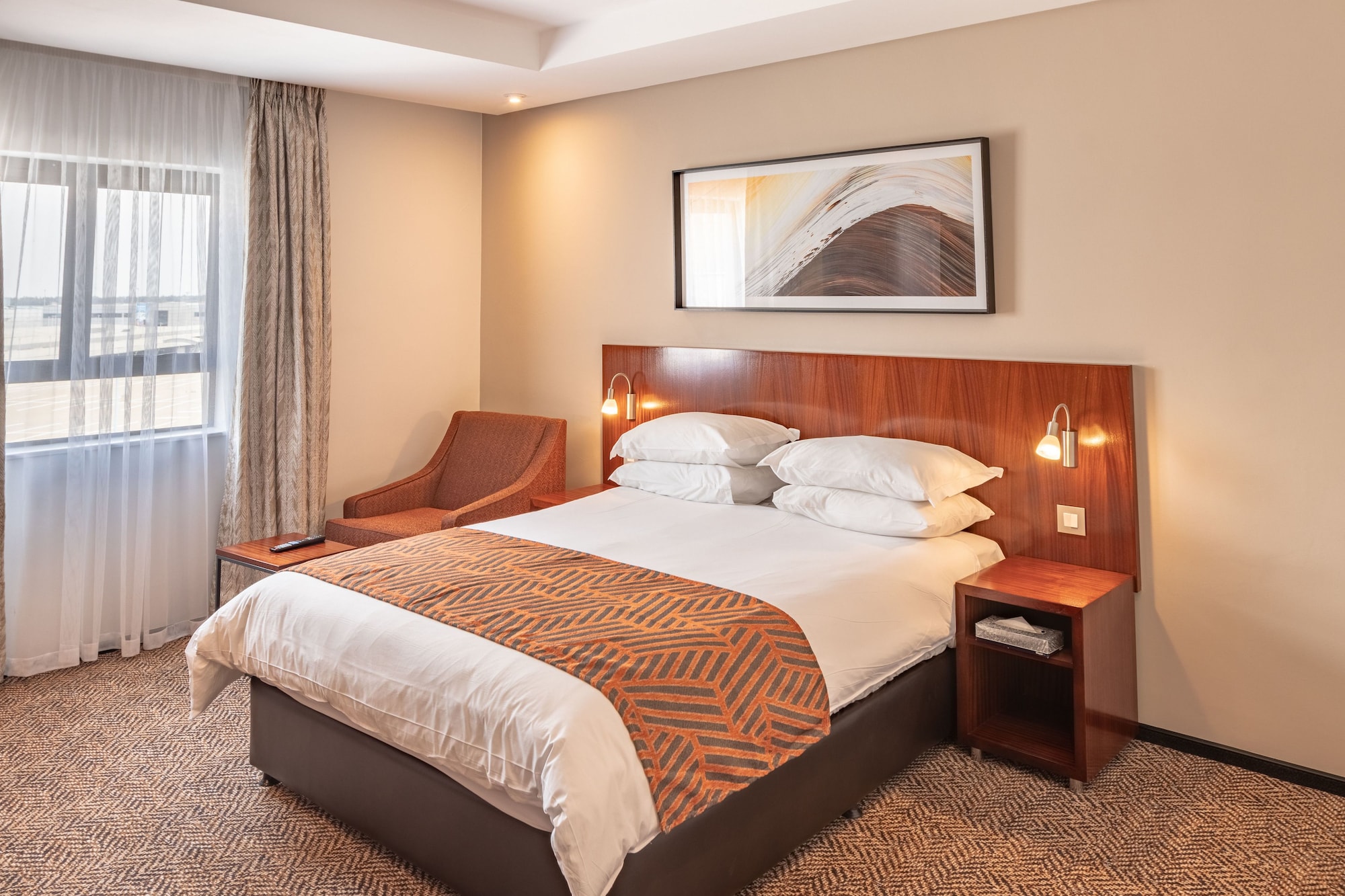 ROOM, DOUBLE BED