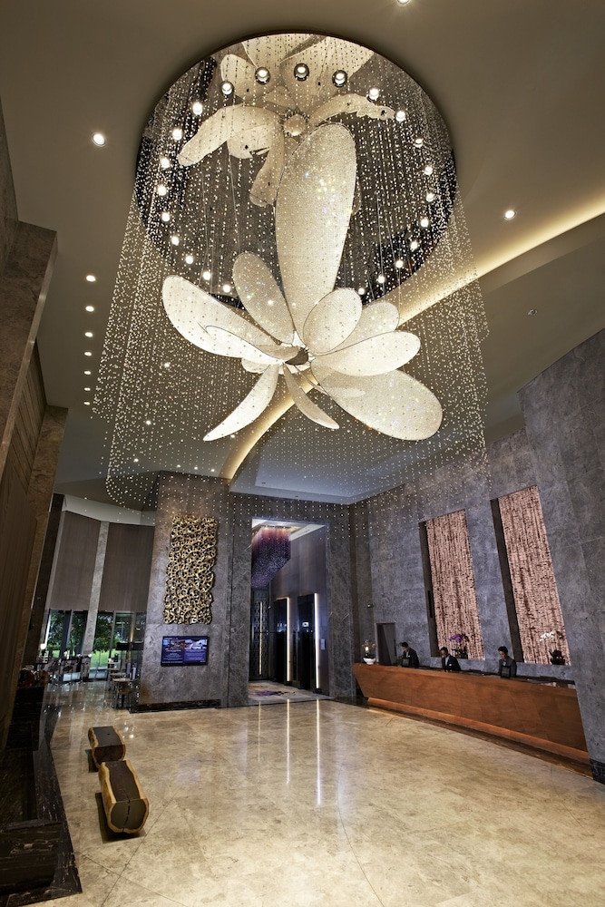 Lobby at Carlton City Hotel Singapore, SINGAPORE