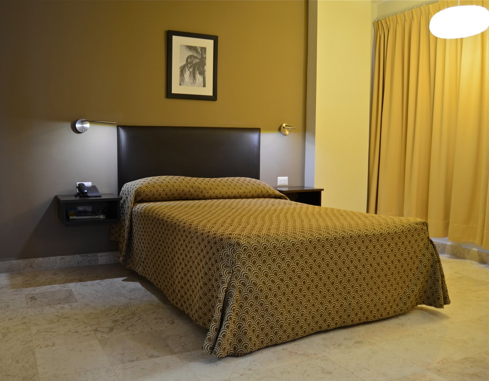 Mar y Tierra Hotel 5/48