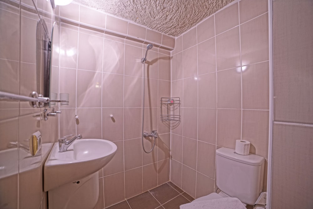 Melek Cave Hotel 48/50
