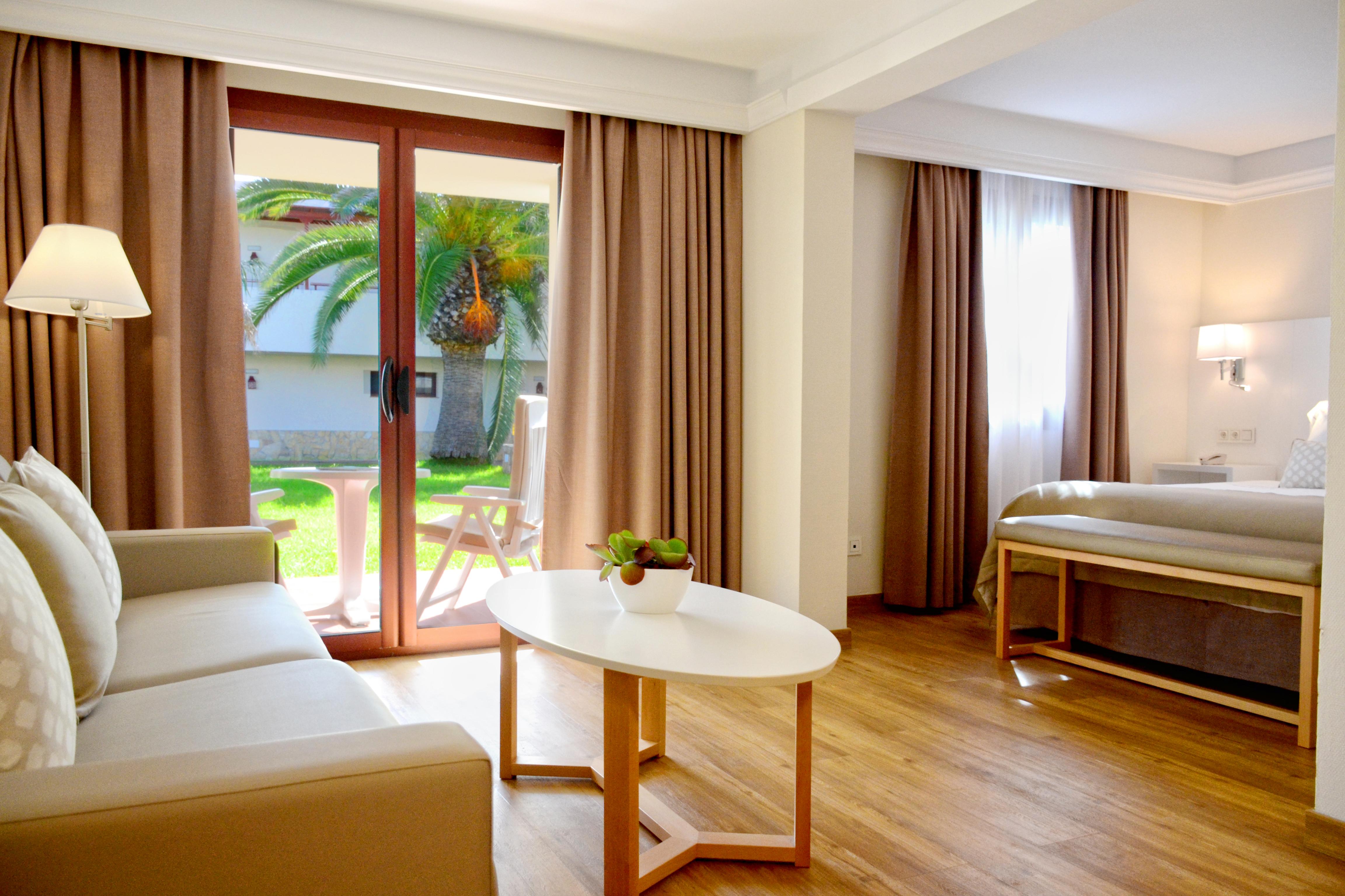 Junior Suite, Balcony or Terrace