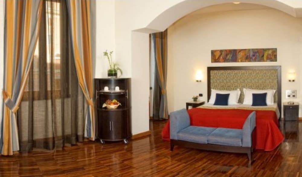 SUPERIOR, DOUBLE BED