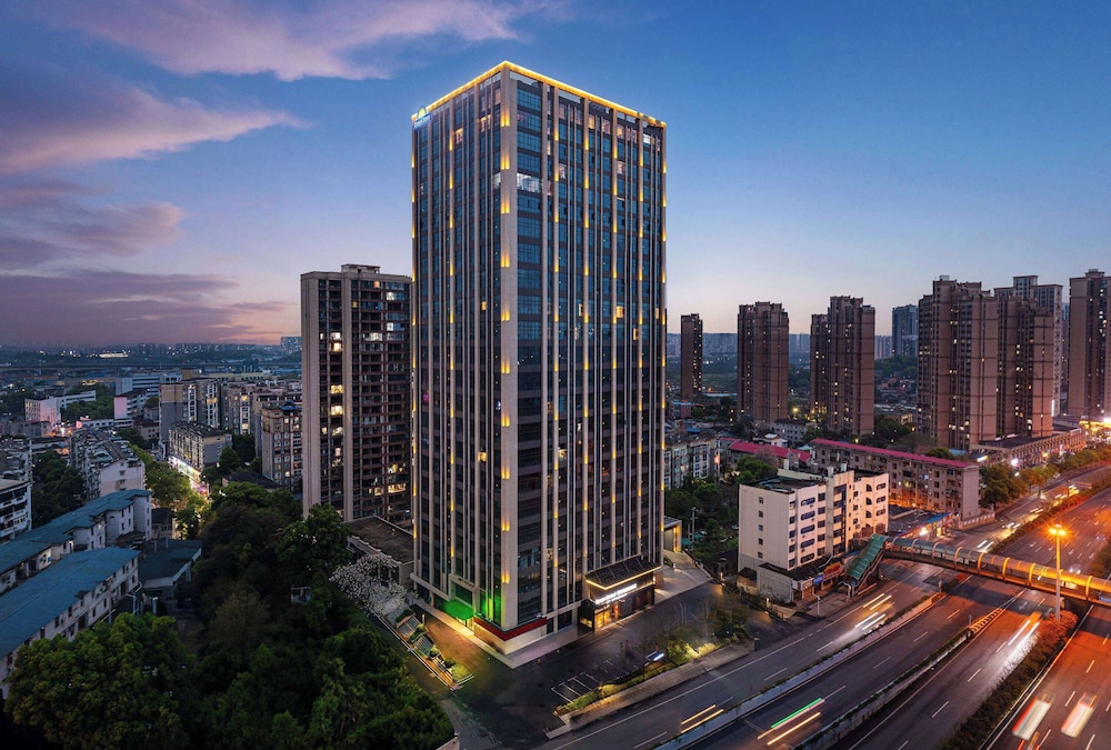 Days Hotel by Wyndham Zhuzhou Shifeng 1/29