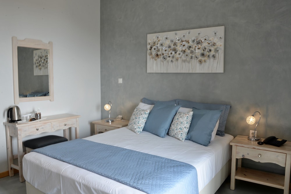 Marabou Hotel 8/50