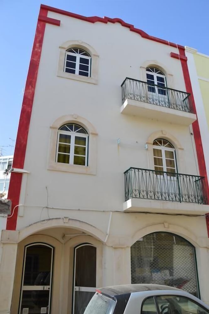 Faro Central Holiday Apartments 1/28
