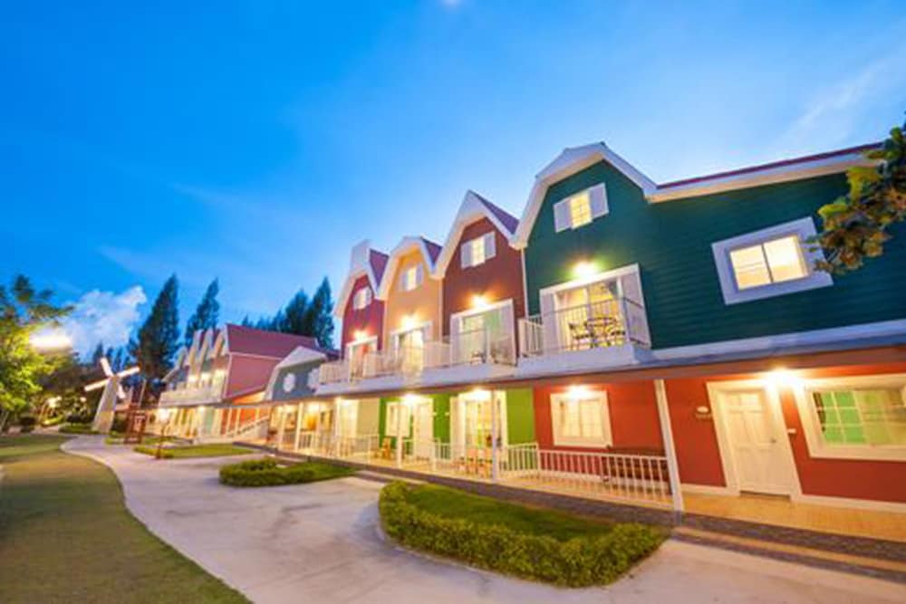 Belmont Village 14/64