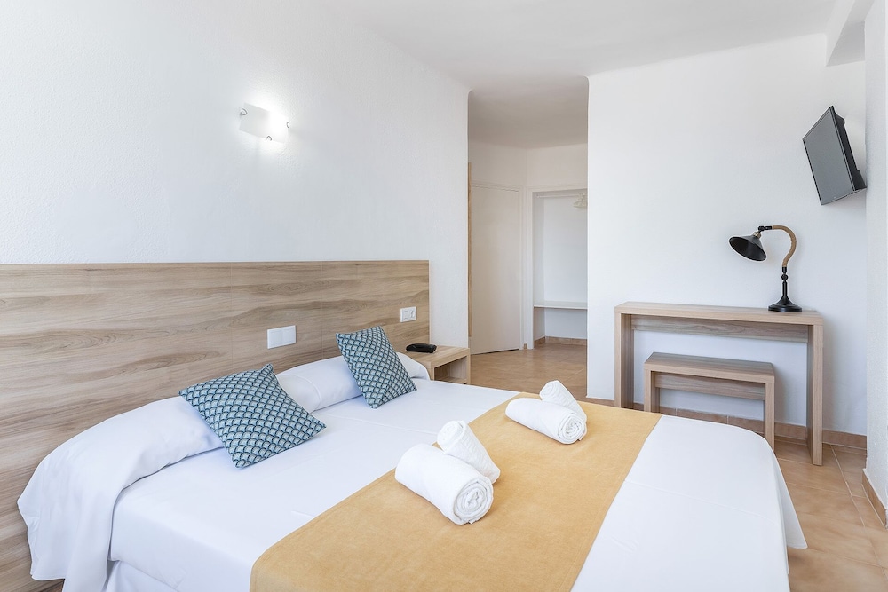 Suncoast Ibiza Hotel - Adults Only 31/77